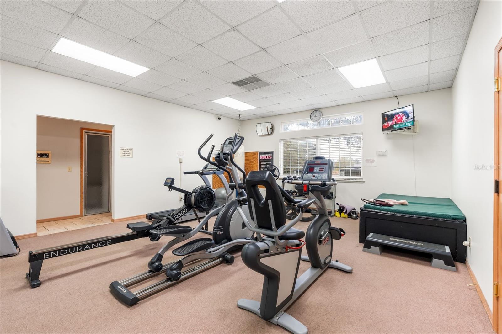 Image 38 of 40 For 10510 28th Place