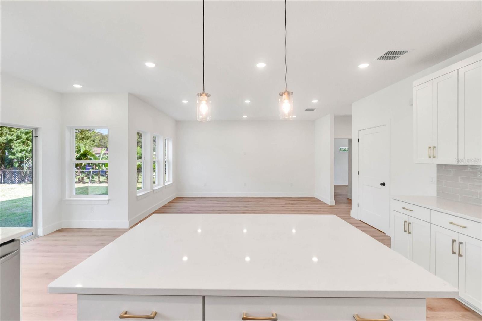 Image 11 of 34 For 16171 243rd Way