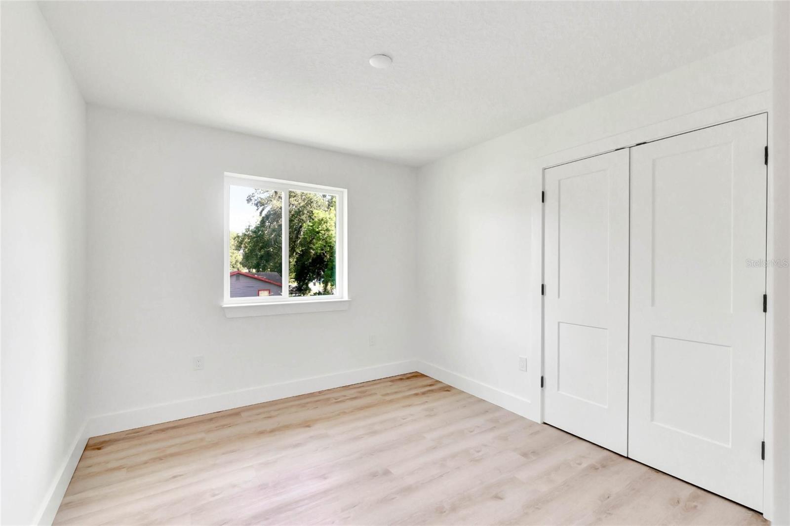 Image 19 of 34 For 16171 243rd Way