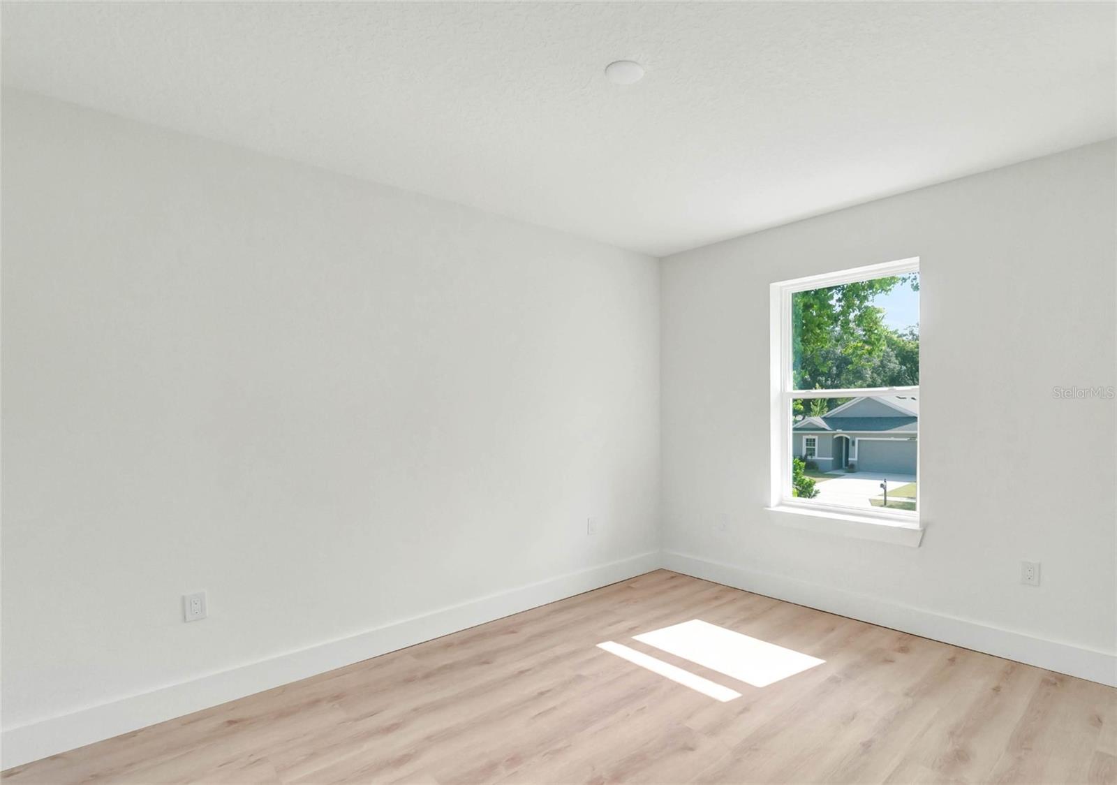 Image 20 of 34 For 16171 243rd Way