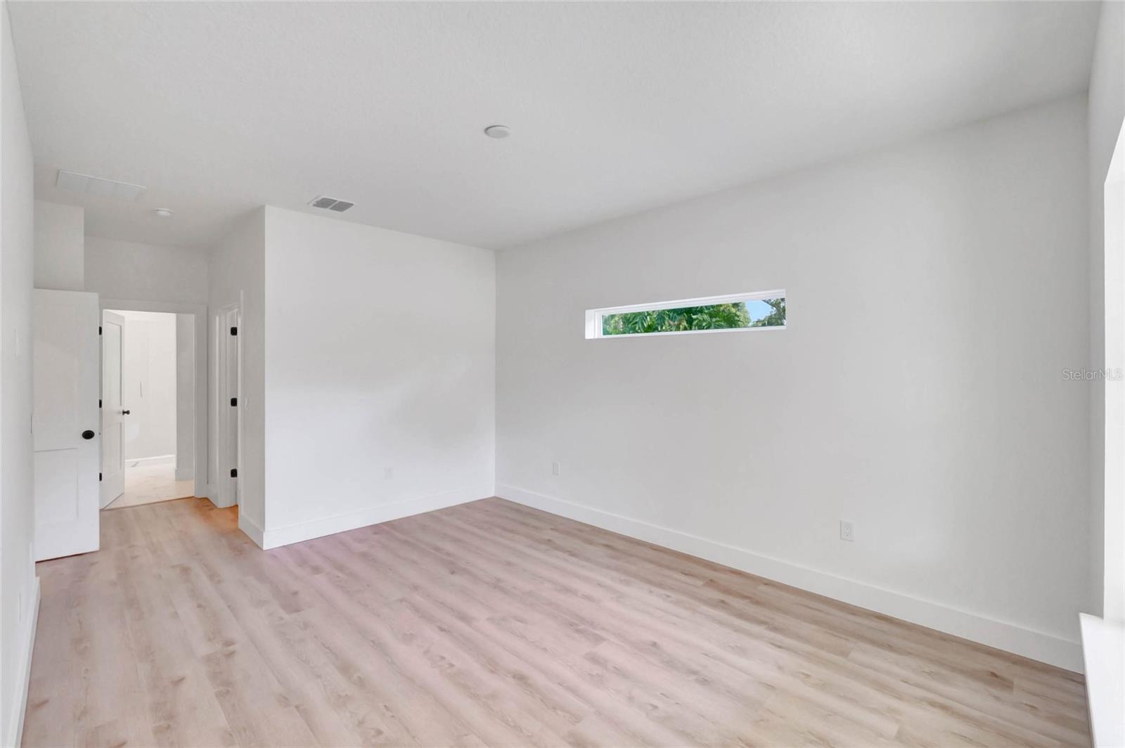 Image 27 of 34 For 16171 243rd Way