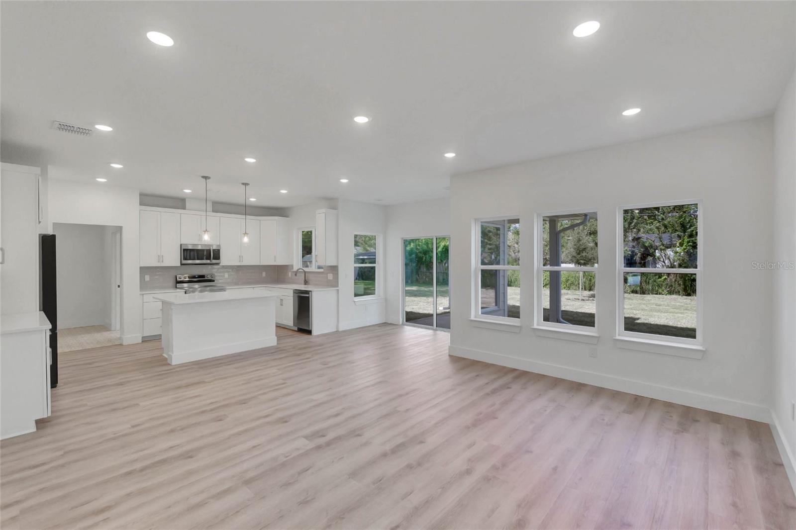 Image 3 of 34 For 16171 243rd Way