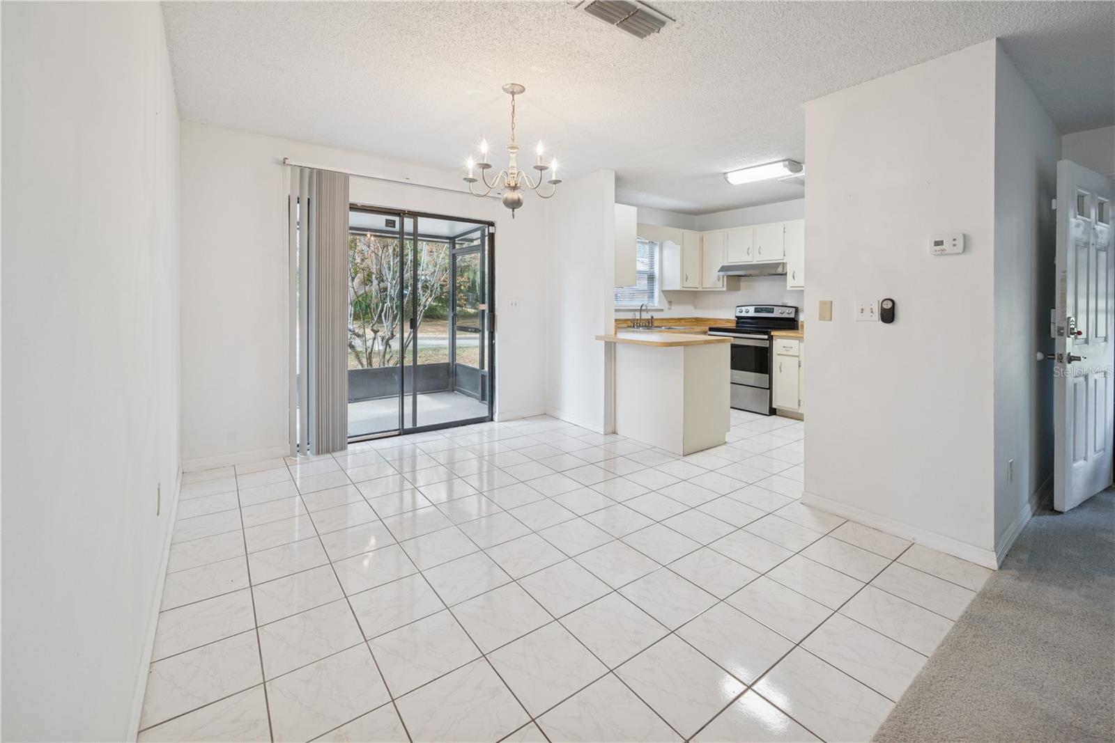 Image 11 of 41 For 2701 10th Street 101