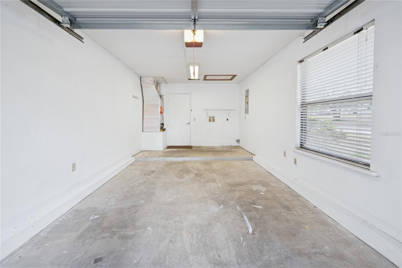 Image 29 of 41 For 2701 10th Street 101