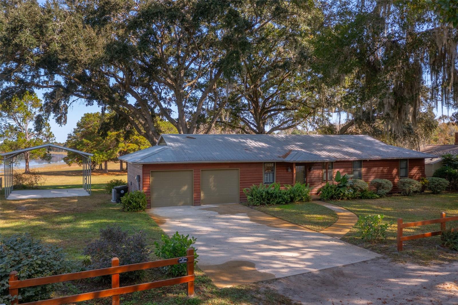 Image 3 of 44 For 7915 Breezy Point Road W