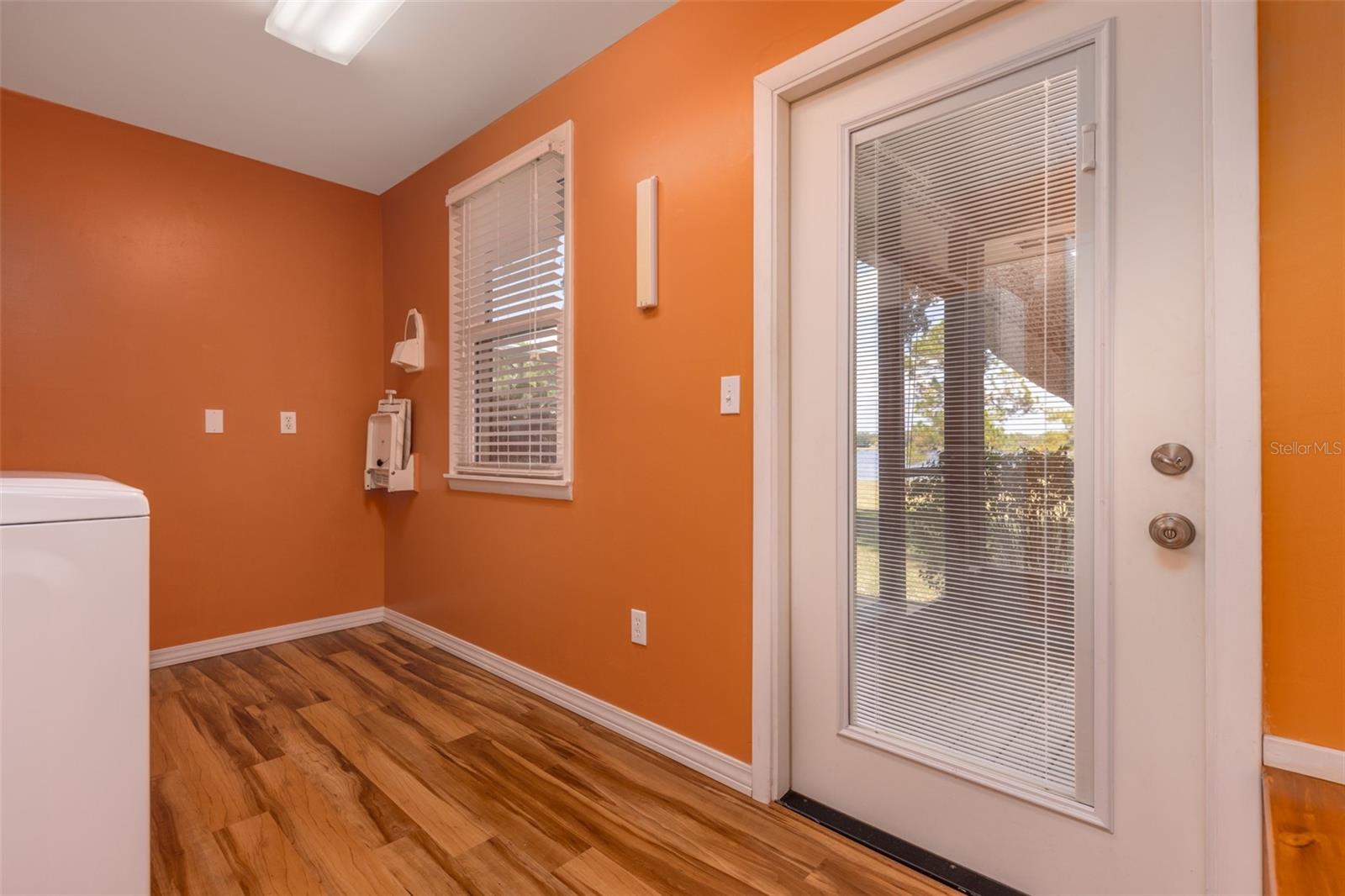 Image 30 of 44 For 7915 Breezy Point Road W