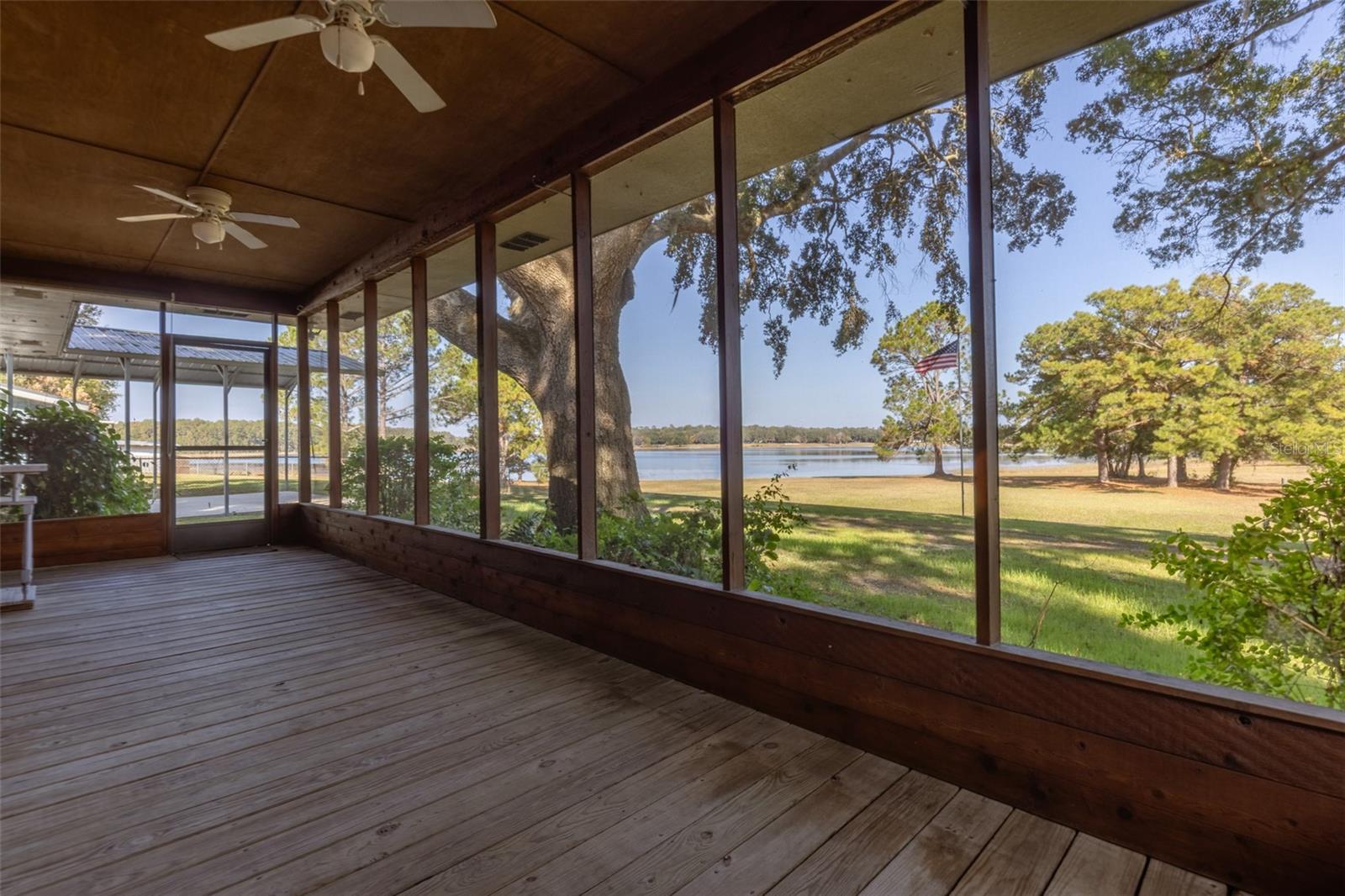 Image 31 of 44 For 7915 Breezy Point Road W