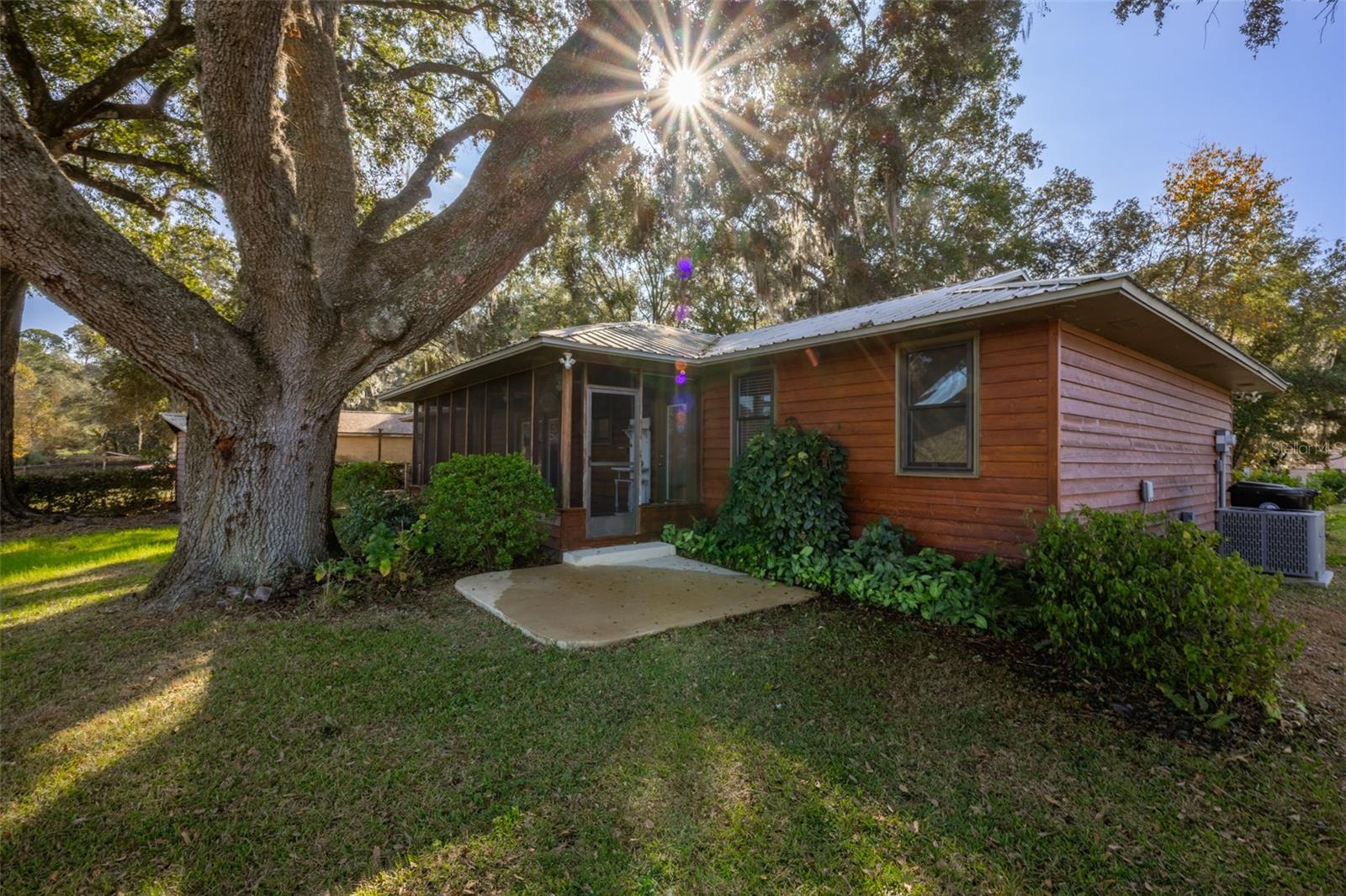 Image 41 of 44 For 7915 Breezy Point Road W