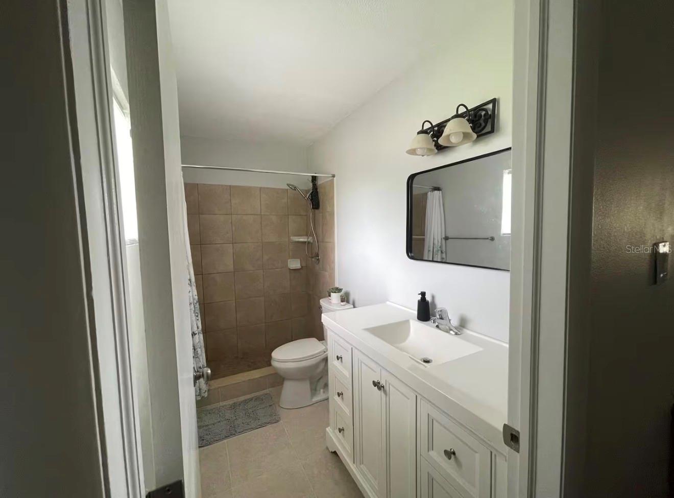 Image 10 of 15 For 16900 Lincoln Street