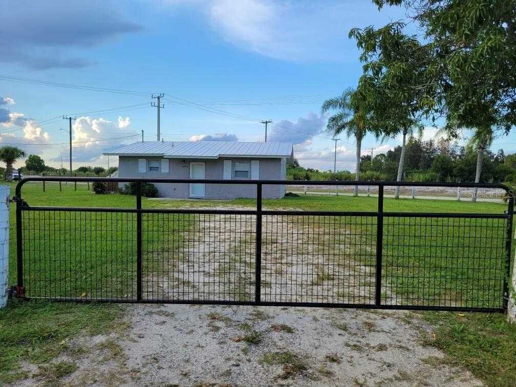 Image 2 of 15 For 16900 Lincoln Street