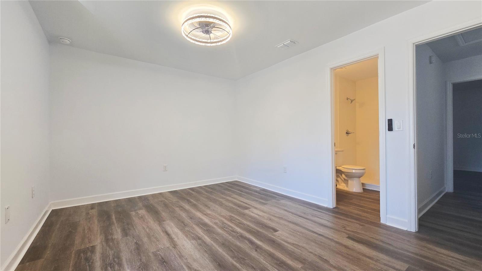 Image 8 of 19 For 2300 43rd Street L1