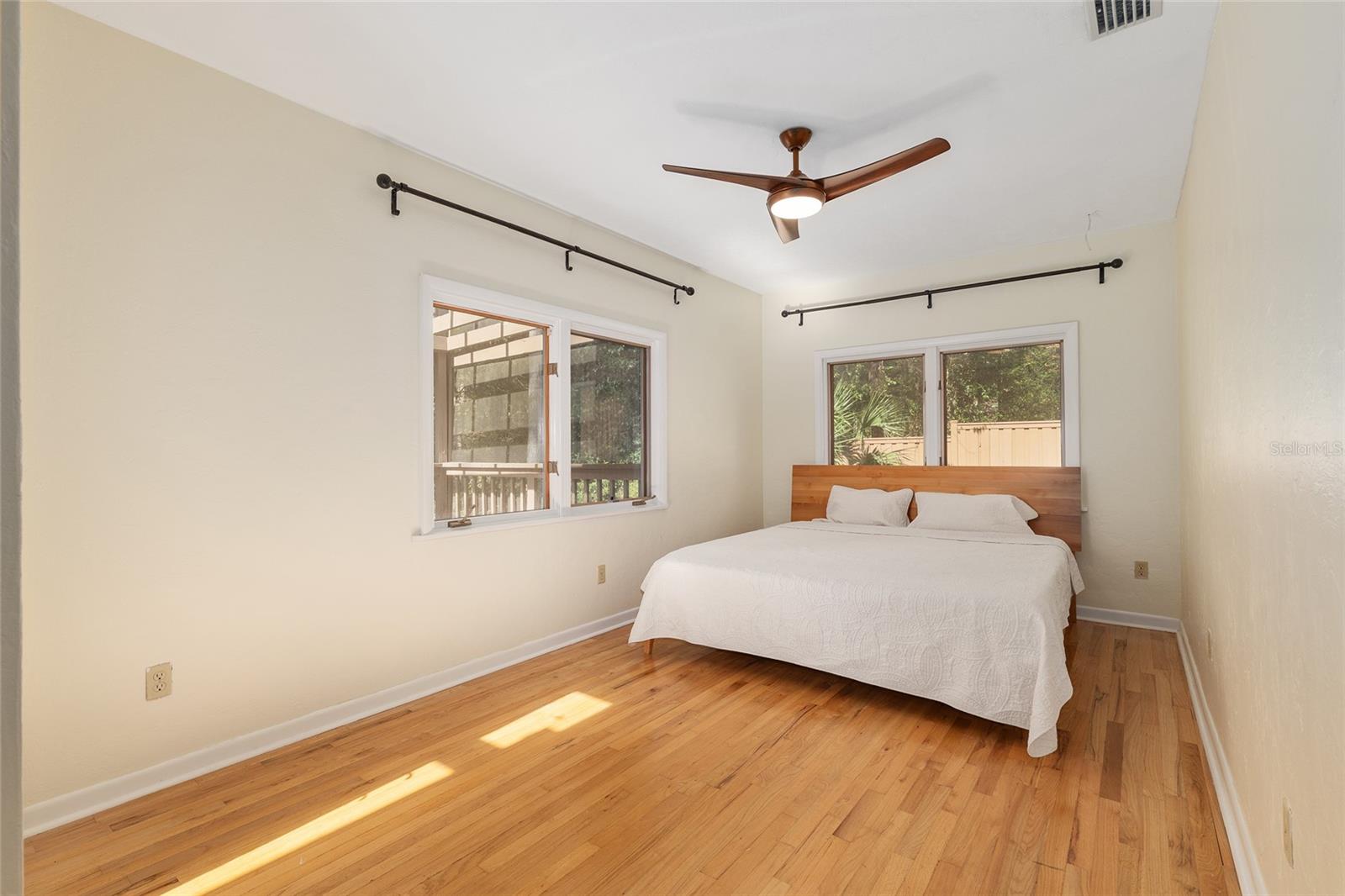 Image 18 of 42 For 3730 37th Terrace