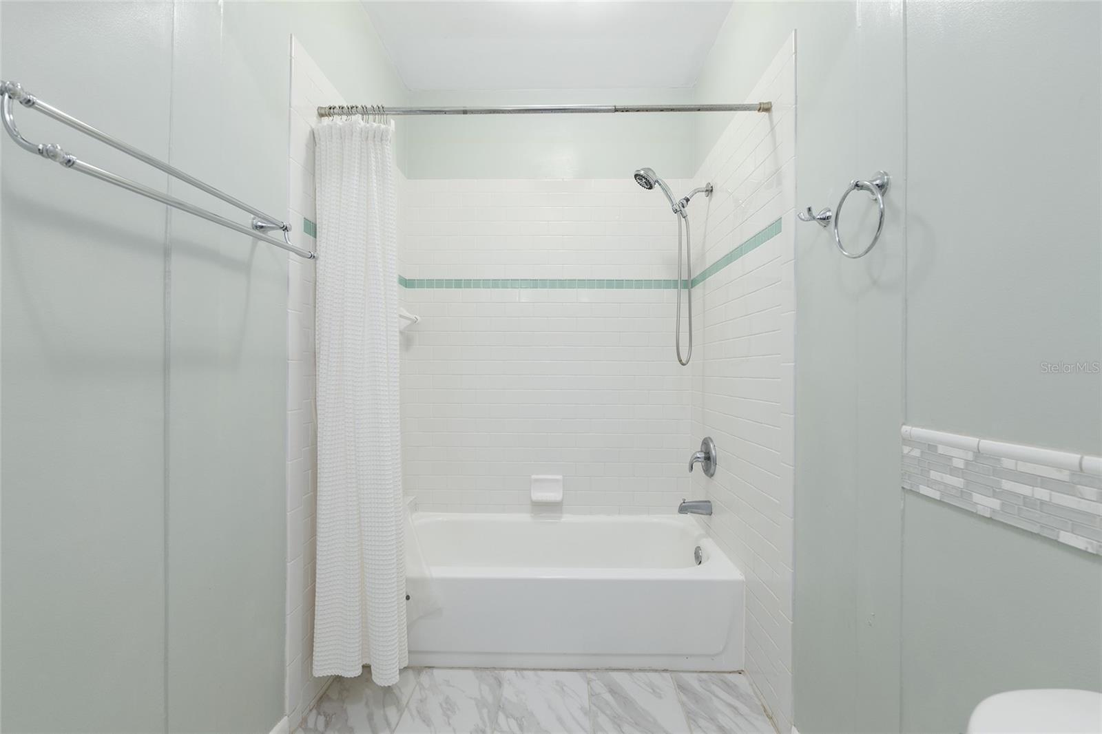 Image 27 of 42 For 3730 37th Terrace