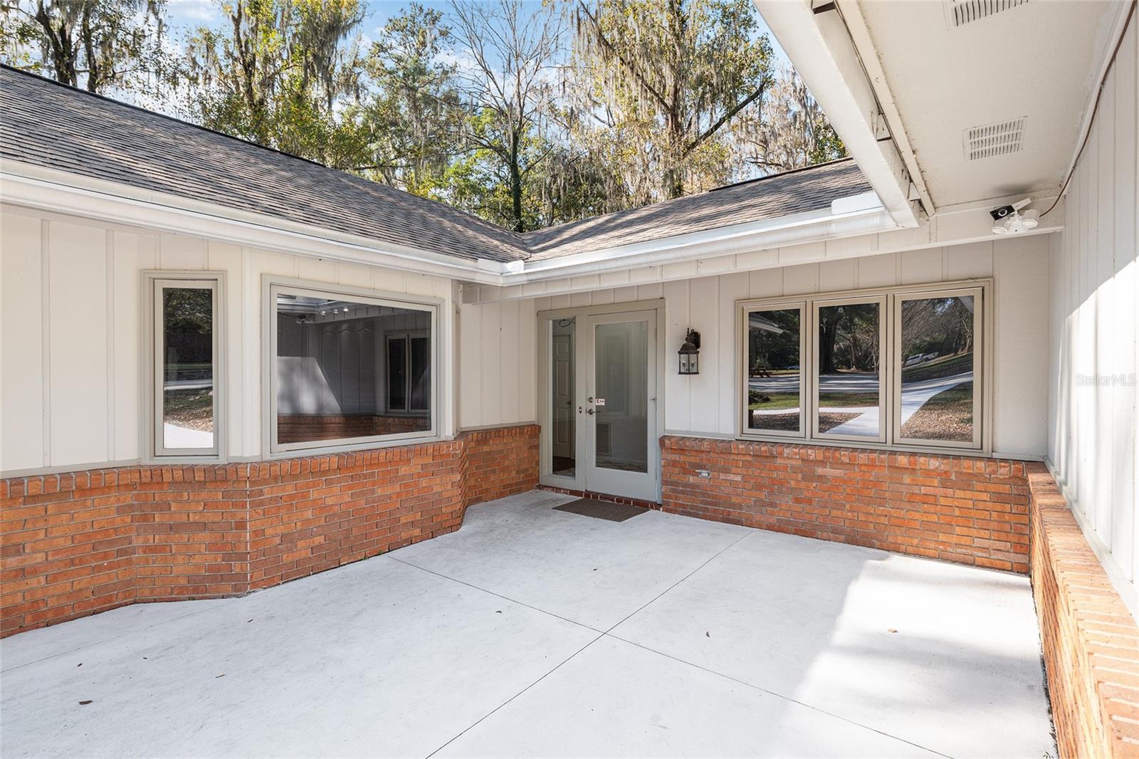 Image 8 of 42 For 3730 37th Terrace