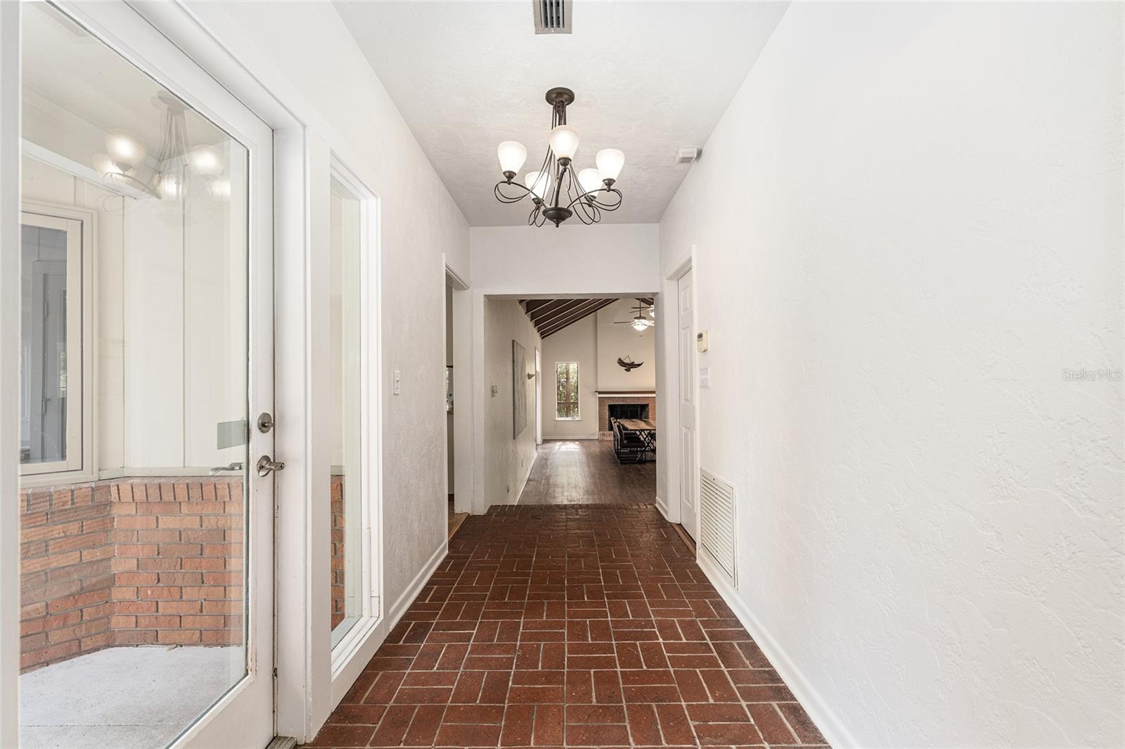 Image 9 of 42 For 3730 37th Terrace