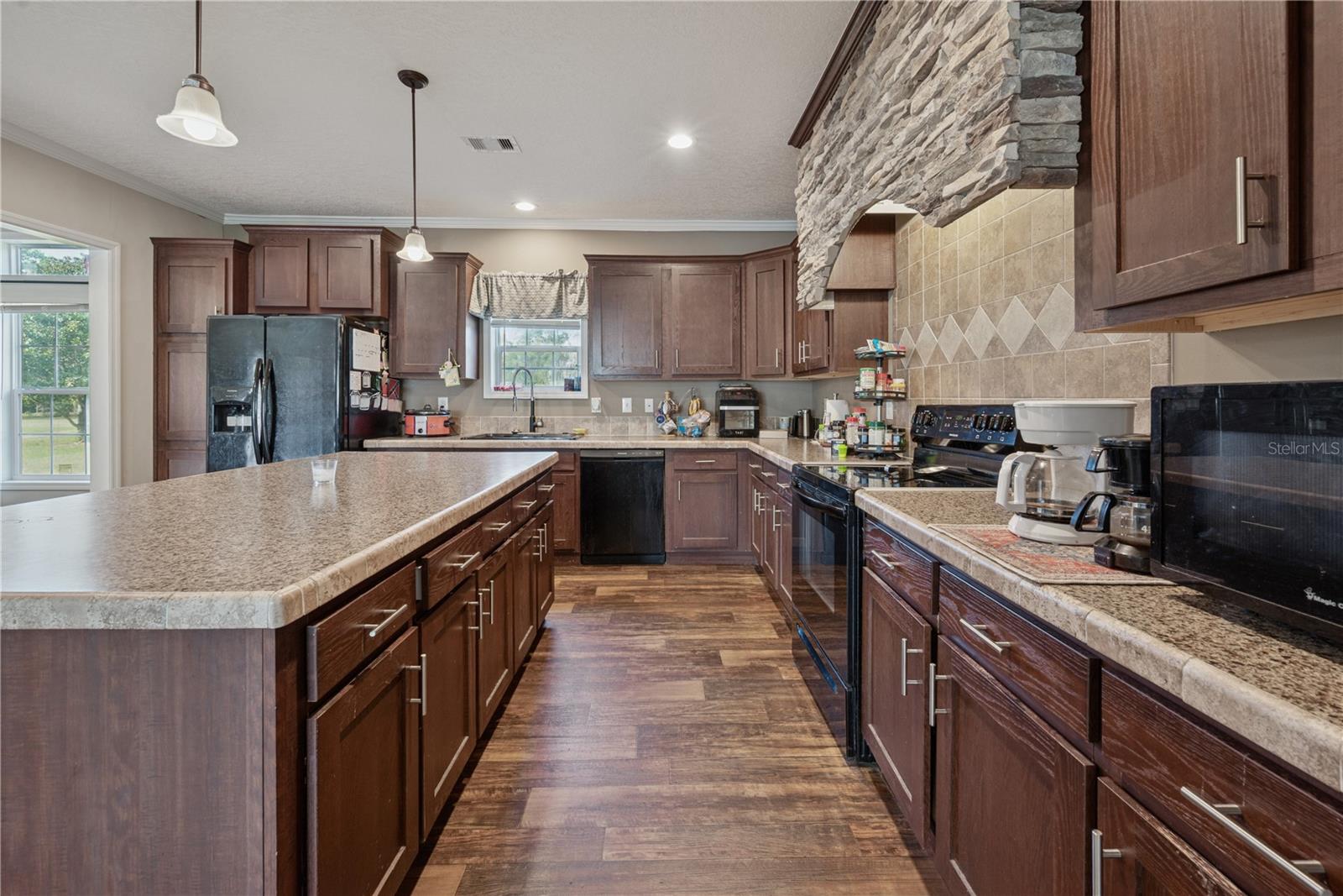 Image 14 of 58 For 129 Perry Road 1