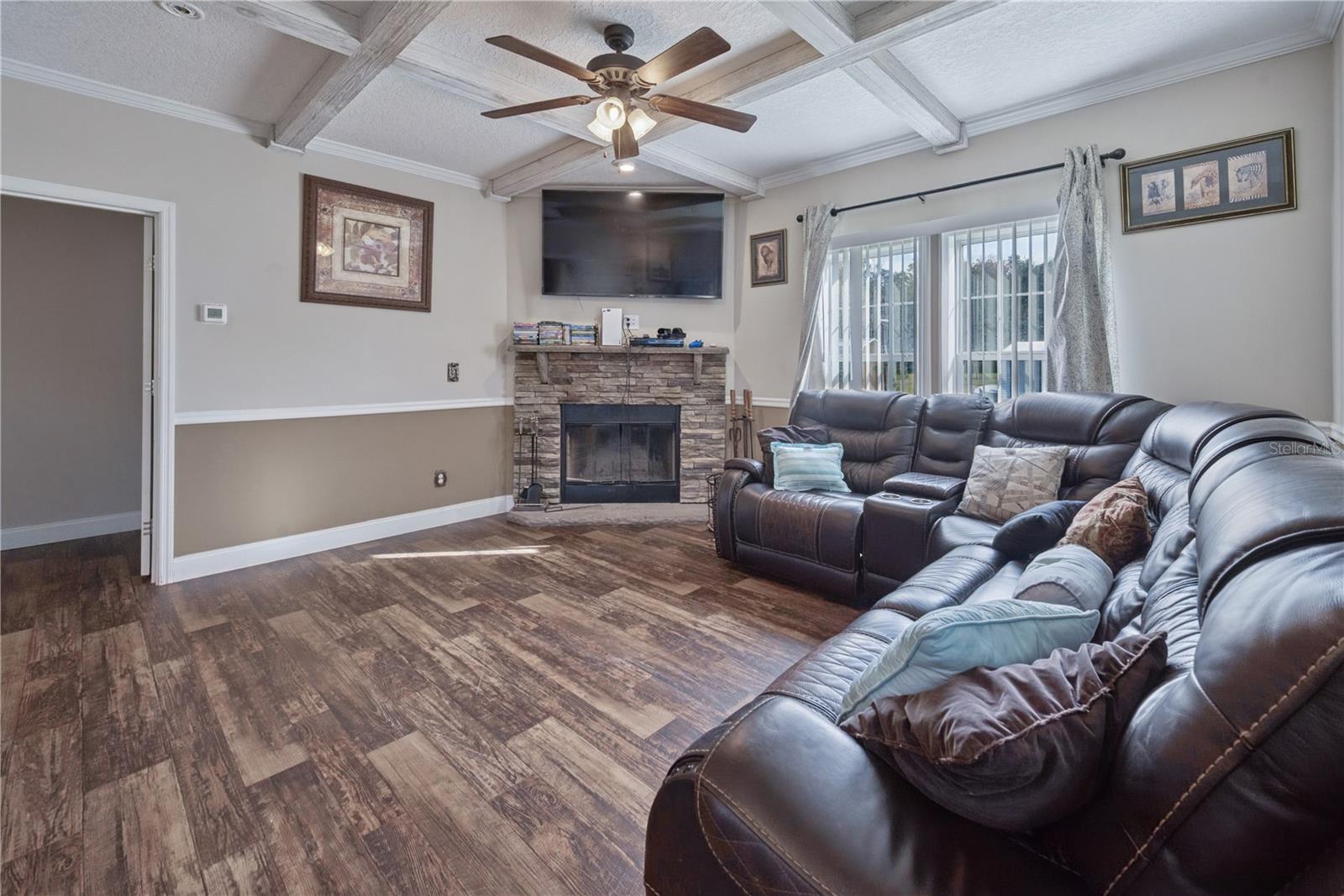 Image 19 of 58 For 129 Perry Road 1