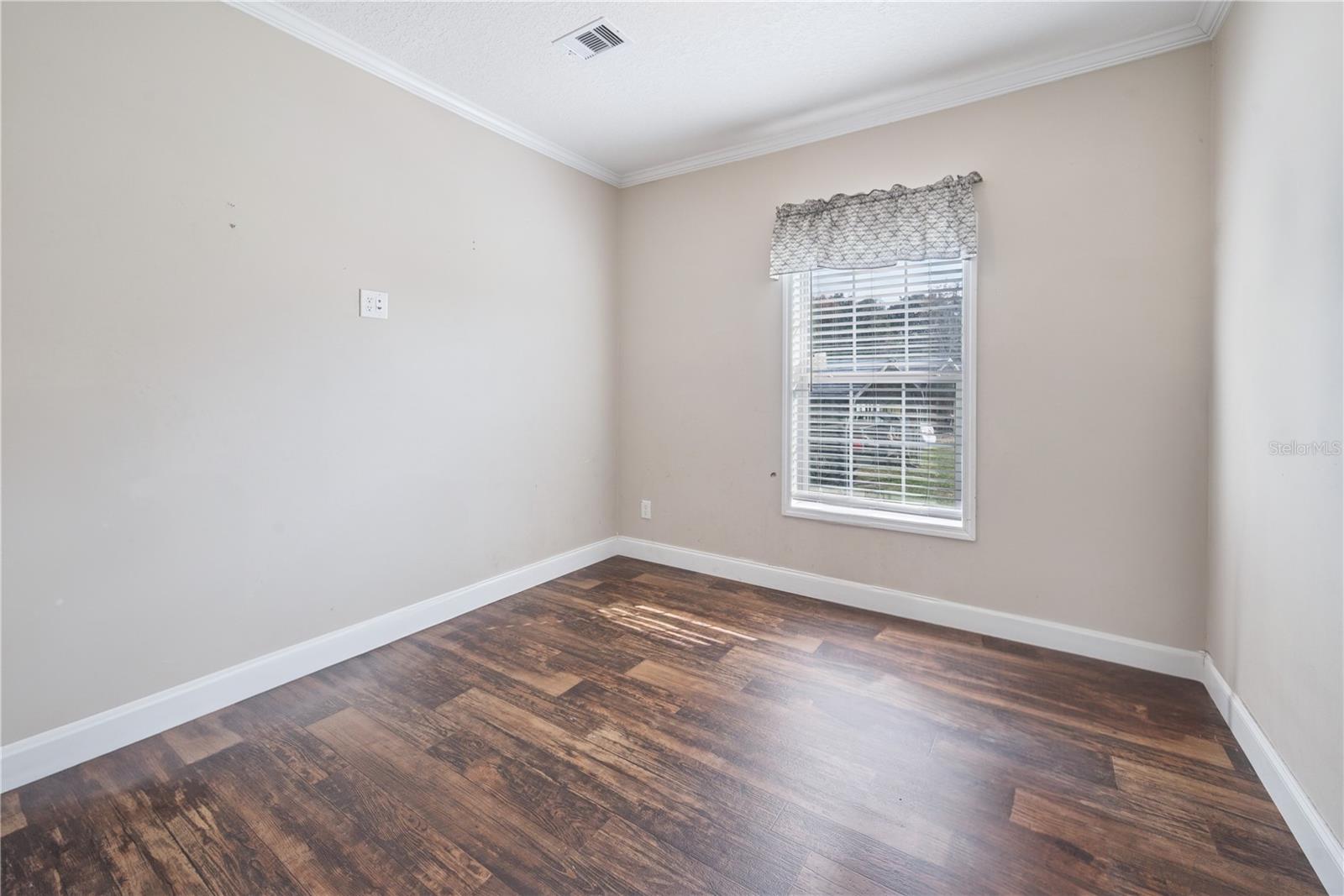 Image 35 of 58 For 129 Perry Road 1