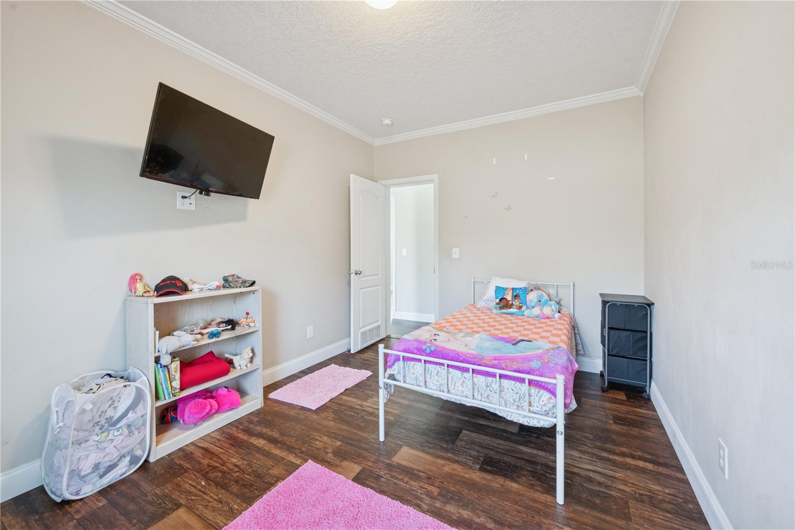 Image 38 of 58 For 129 Perry Road 1