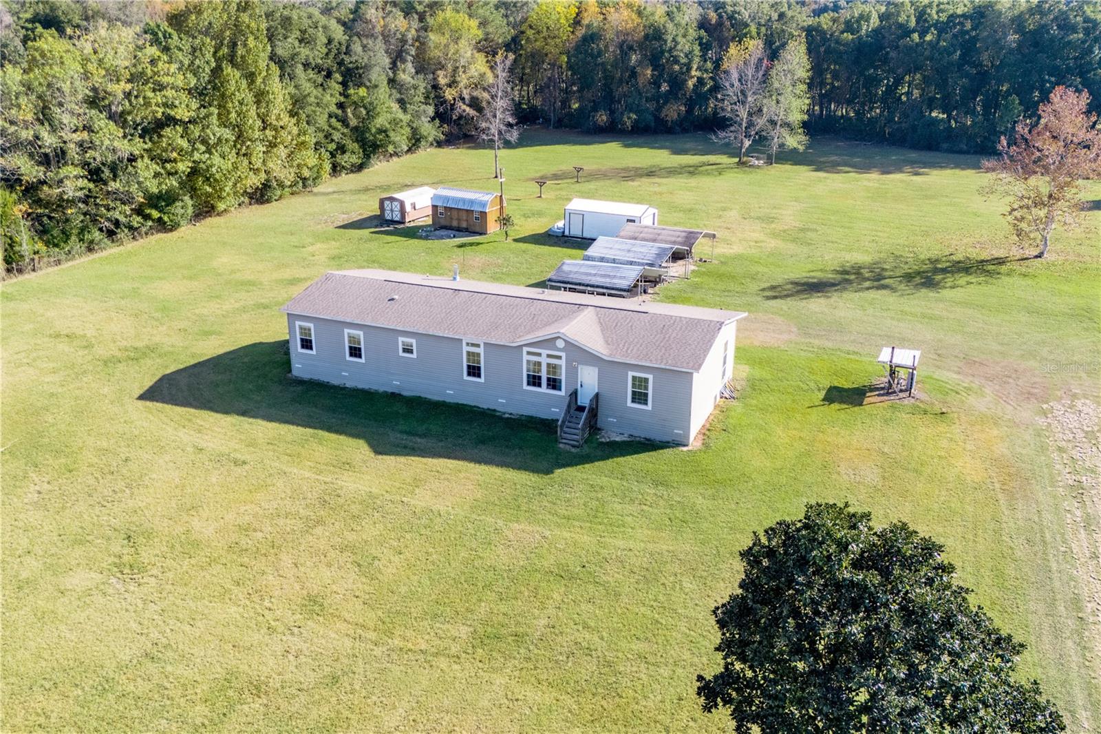 Image 44 of 58 For 129 Perry Road 1