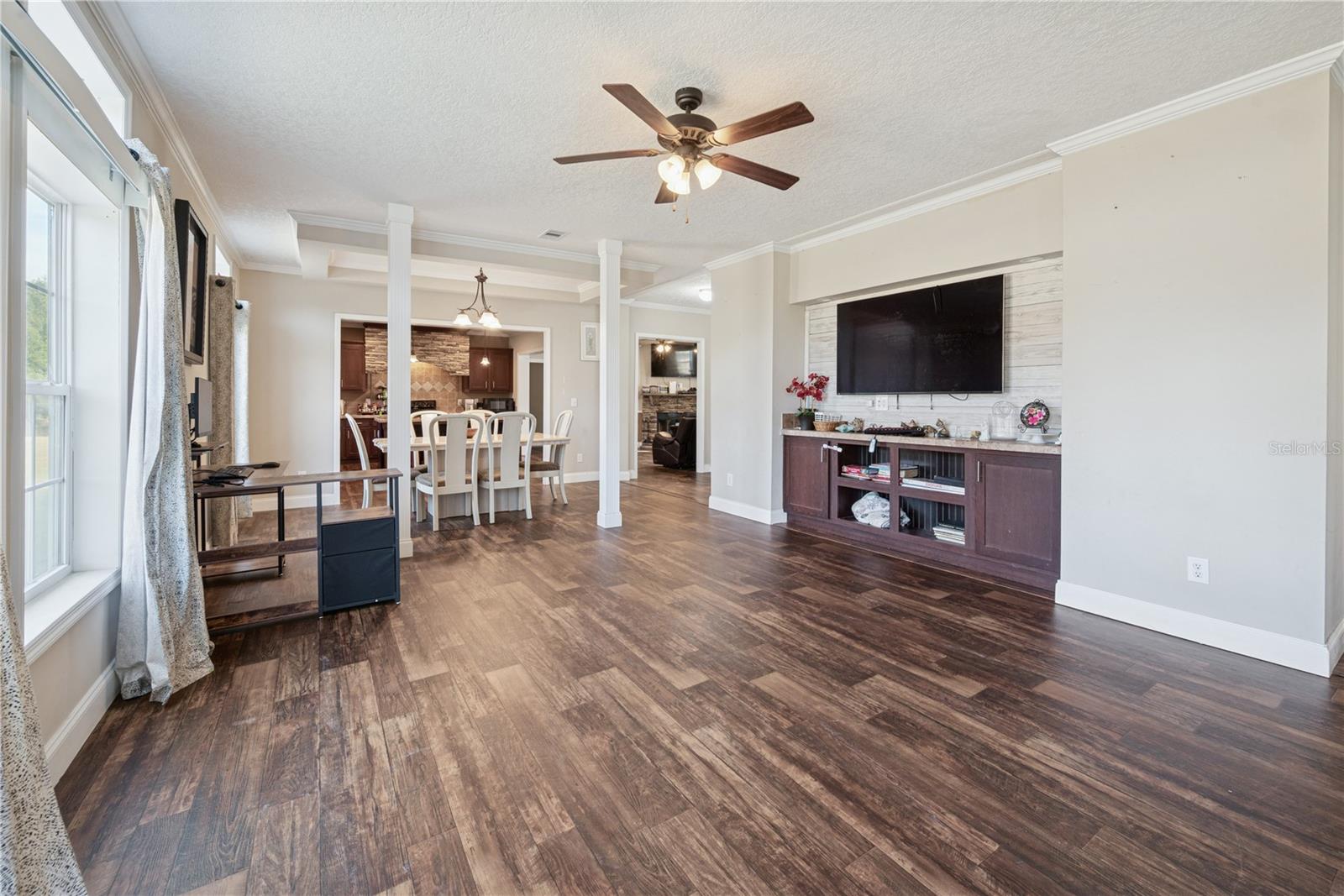 Image 6 of 58 For 129 Perry Road 1