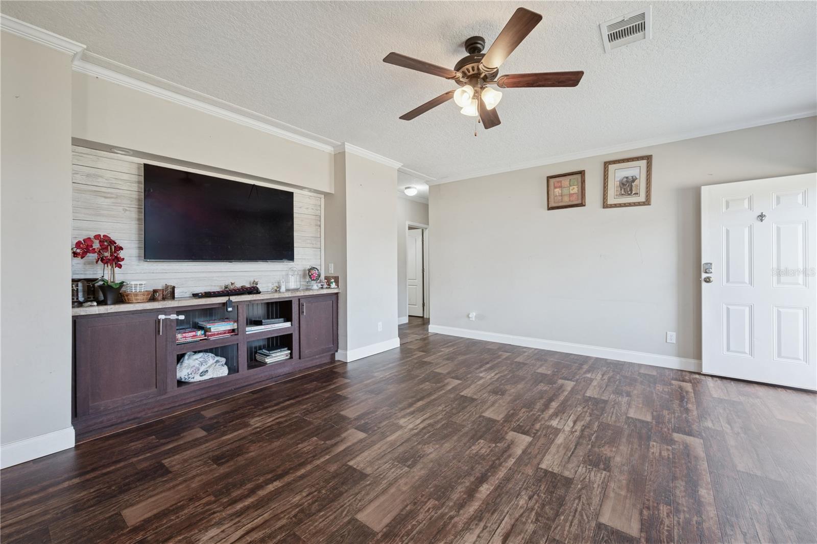 Image 9 of 58 For 129 Perry Road 1