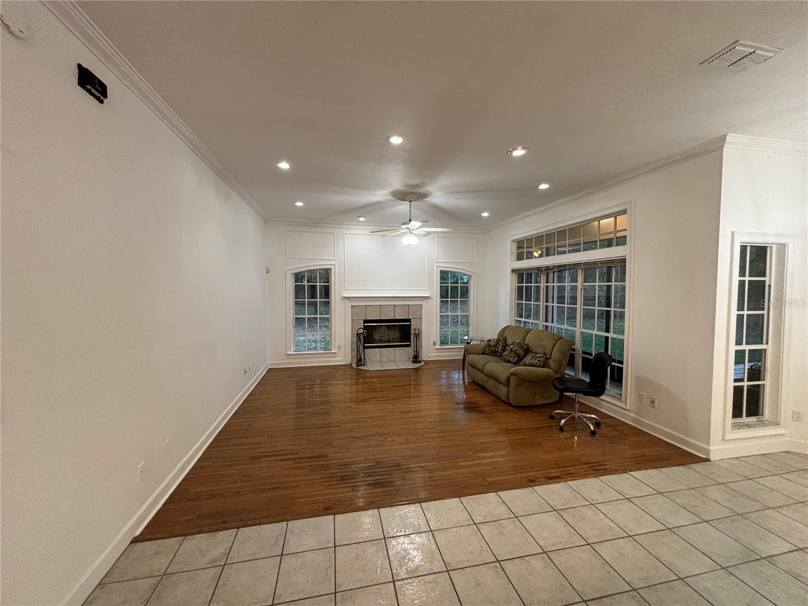 Image 16 of 17 For 5520 80th Avenue