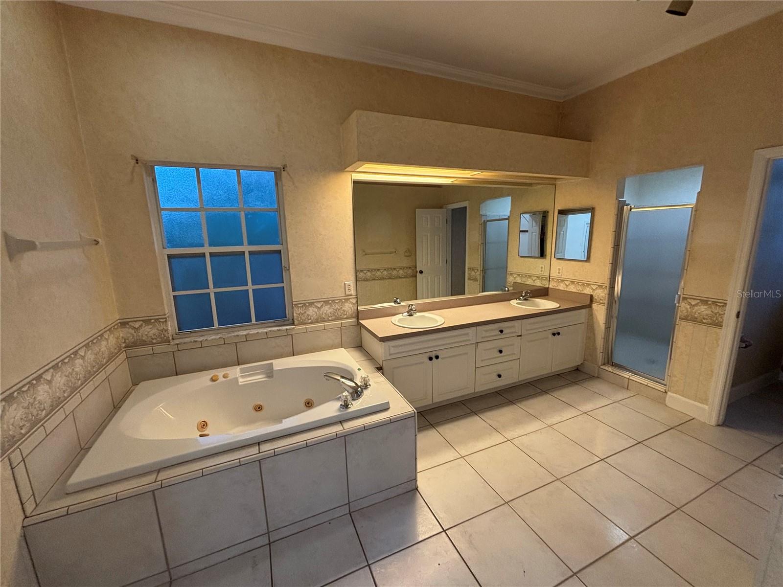 Image 9 of 17 For 5520 80th Avenue