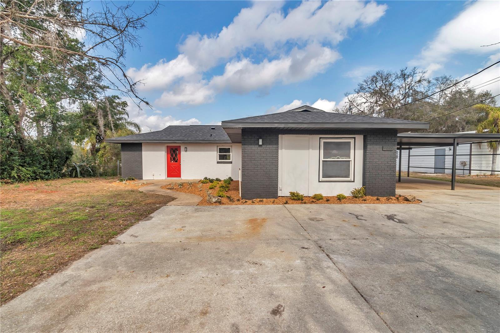 Image 2 of 60 For 9019 Gulf To Lake Highway