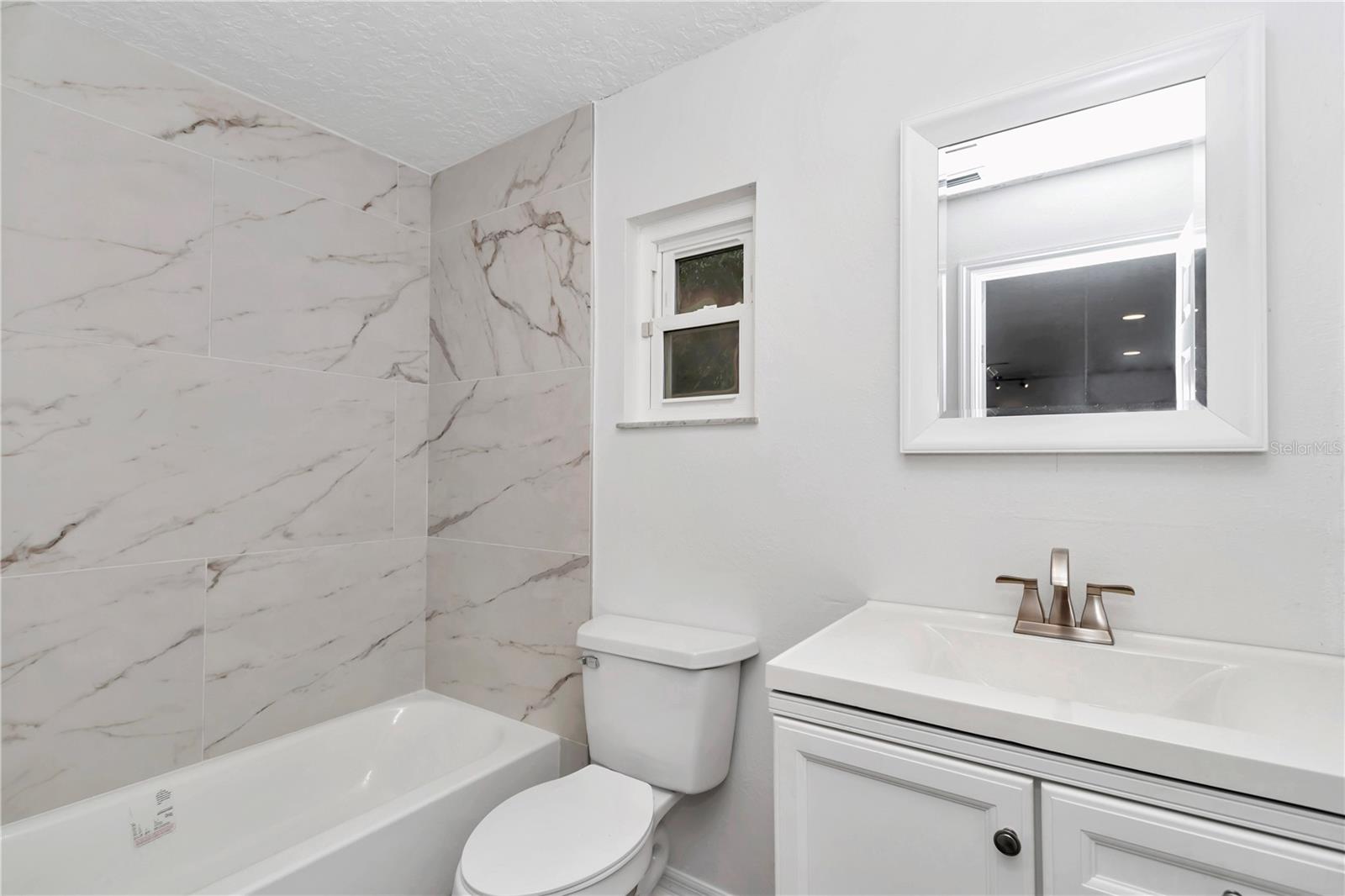 Image 38 of 60 For 9019 Gulf To Lake Highway