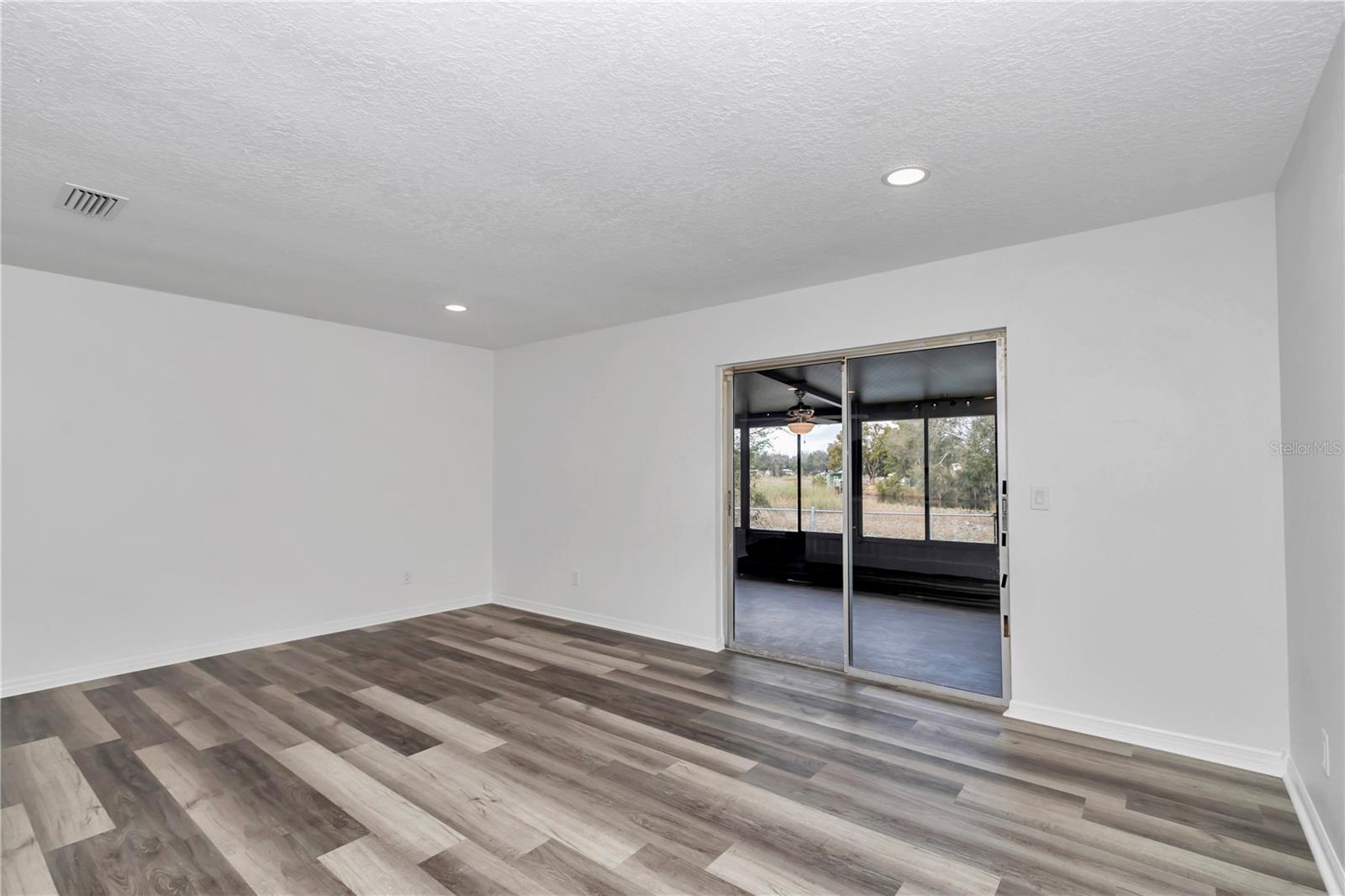 Image 44 of 60 For 9019 Gulf To Lake Highway