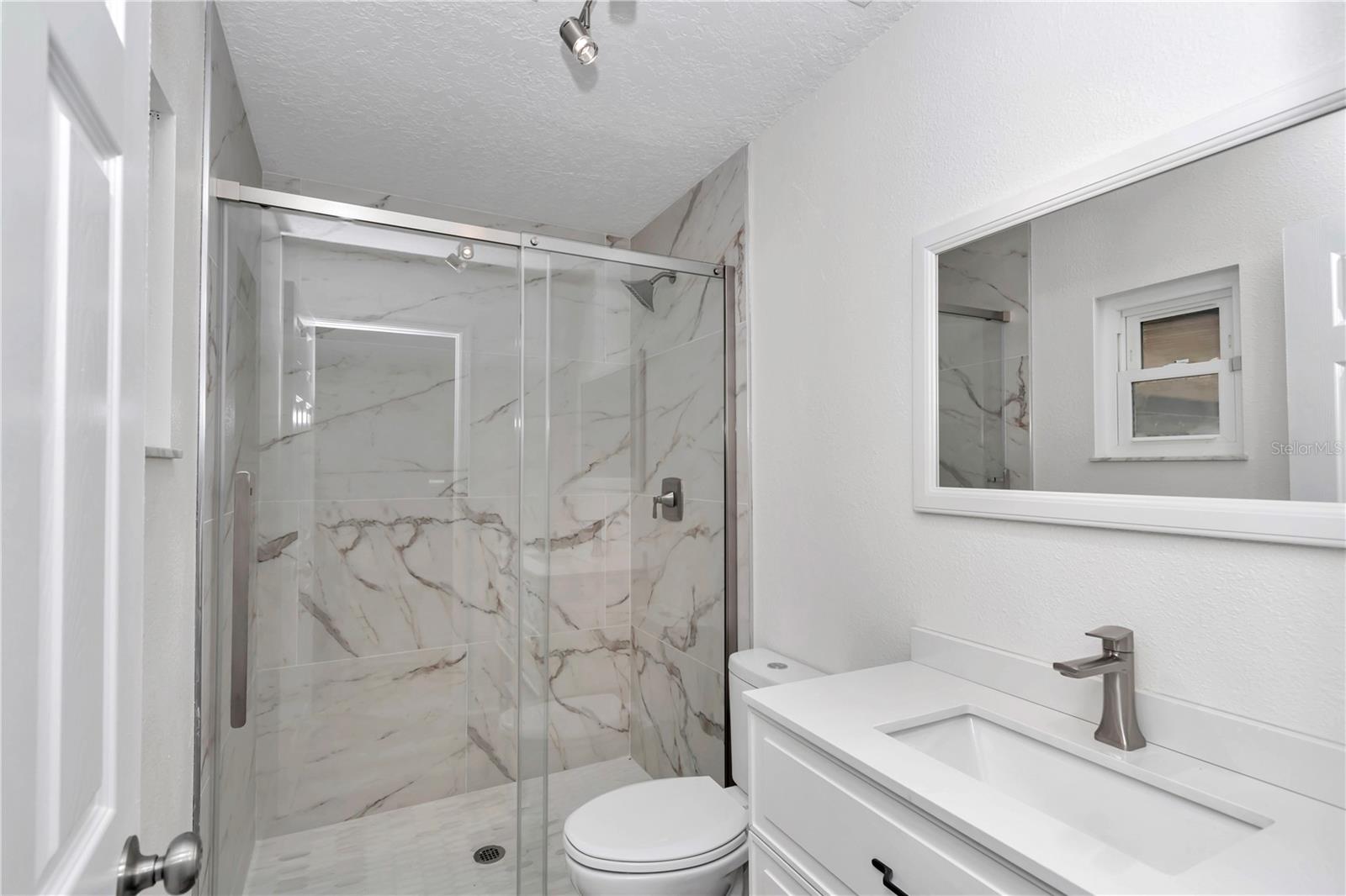 Image 54 of 60 For 9019 Gulf To Lake Highway