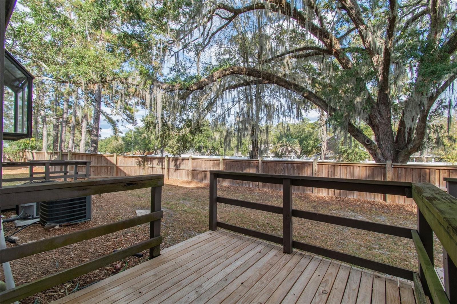 Image 24 of 31 For 2300 43rd Street L2