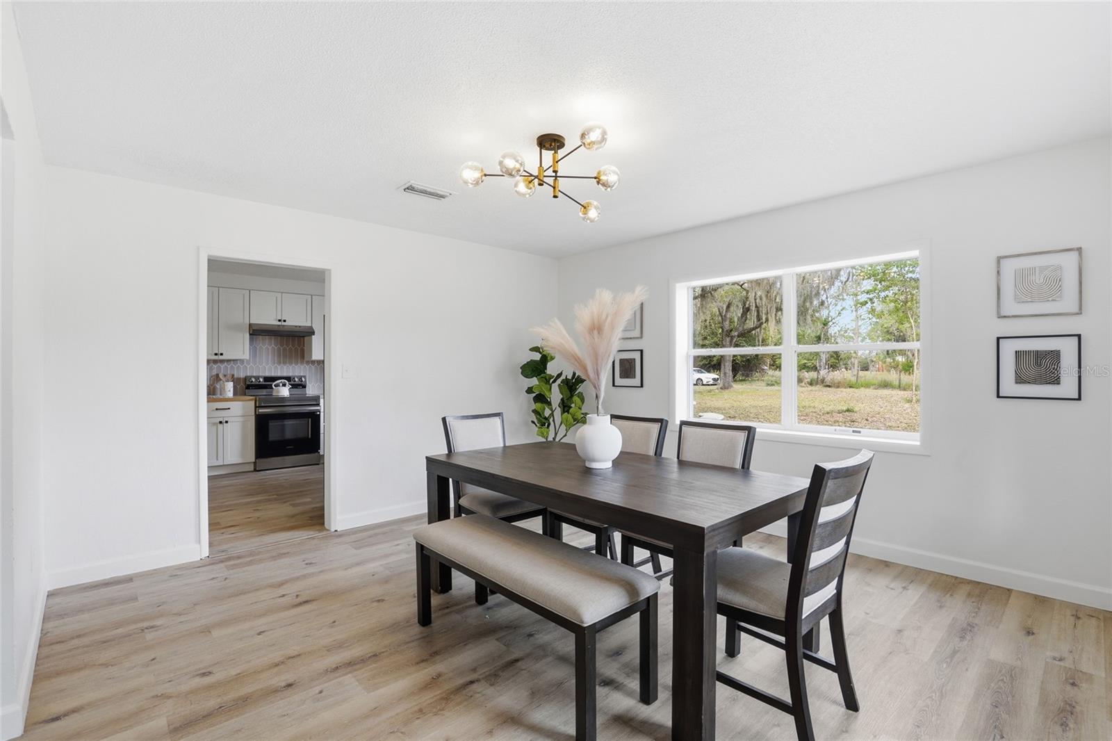 Image 17 of 52 For 4905 109th Street