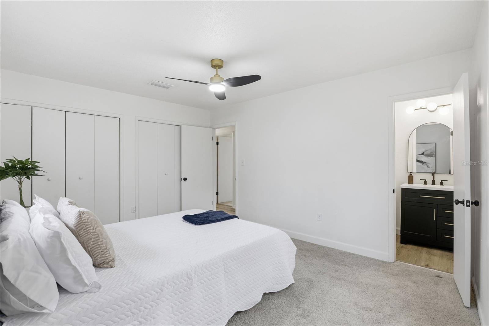 Image 27 of 52 For 4905 109th Street