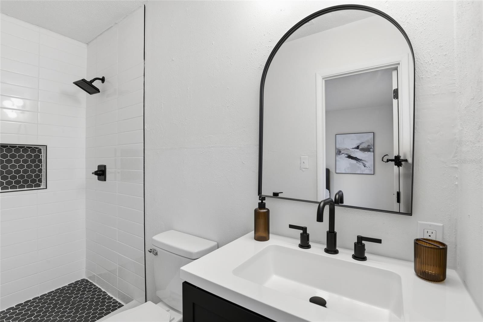 Image 28 of 52 For 4905 109th Street