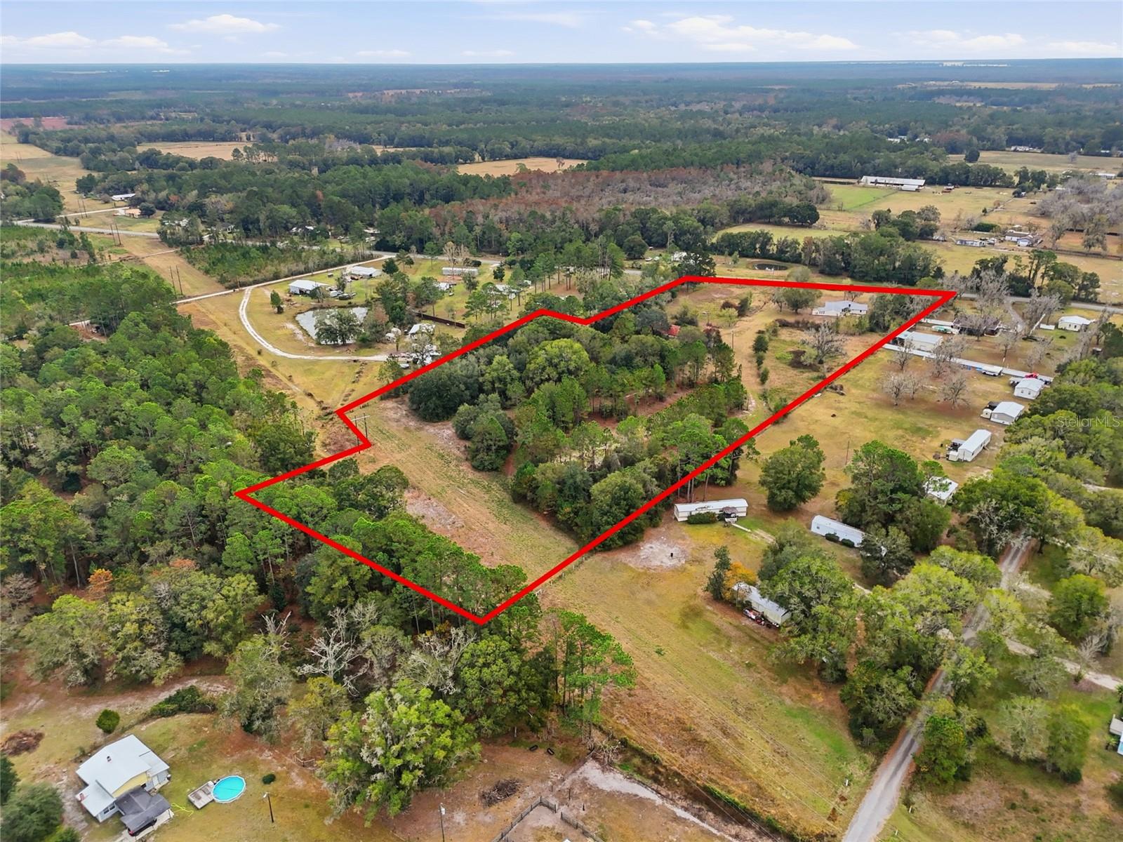 Image 3 of 52 For 4905 109th Street