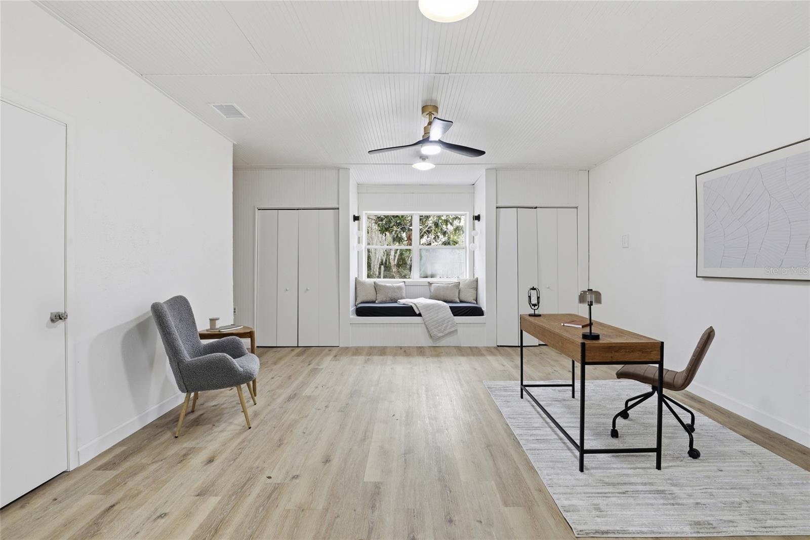 Image 34 of 52 For 4905 109th Street