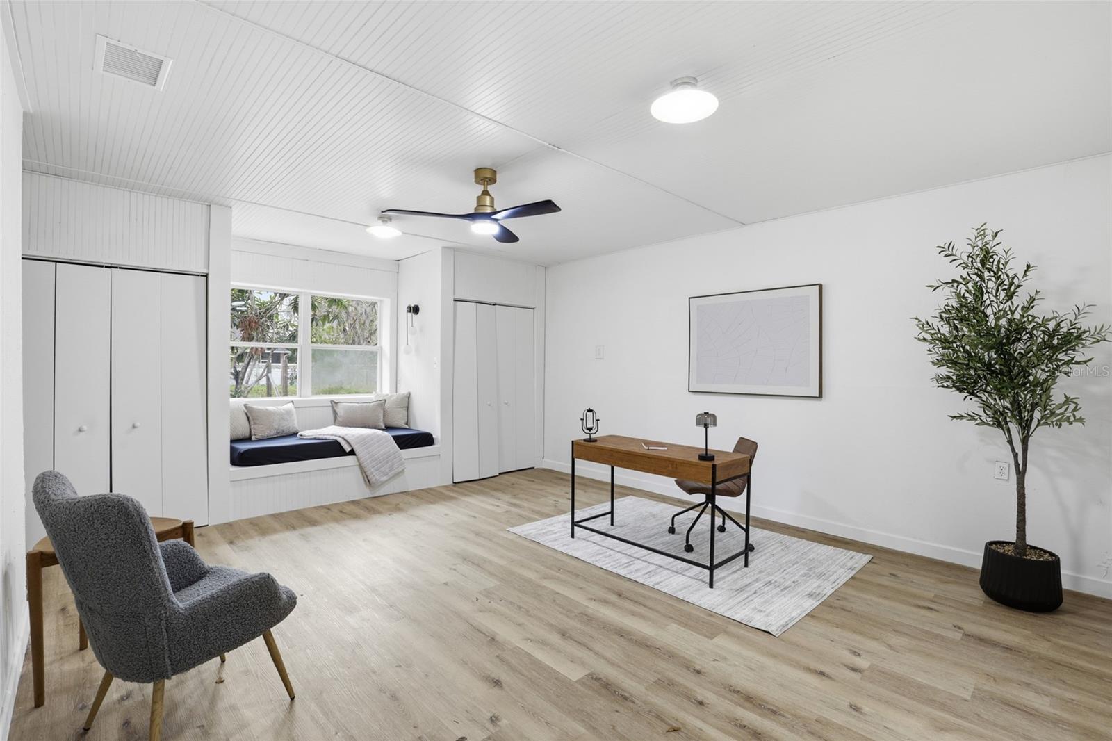 Image 35 of 52 For 4905 109th Street