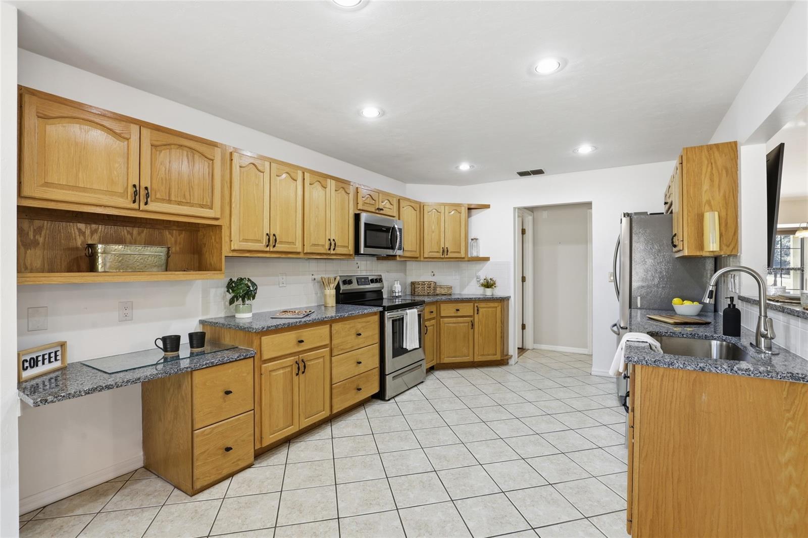 Image 12 of 32 For 5070 52nd Place