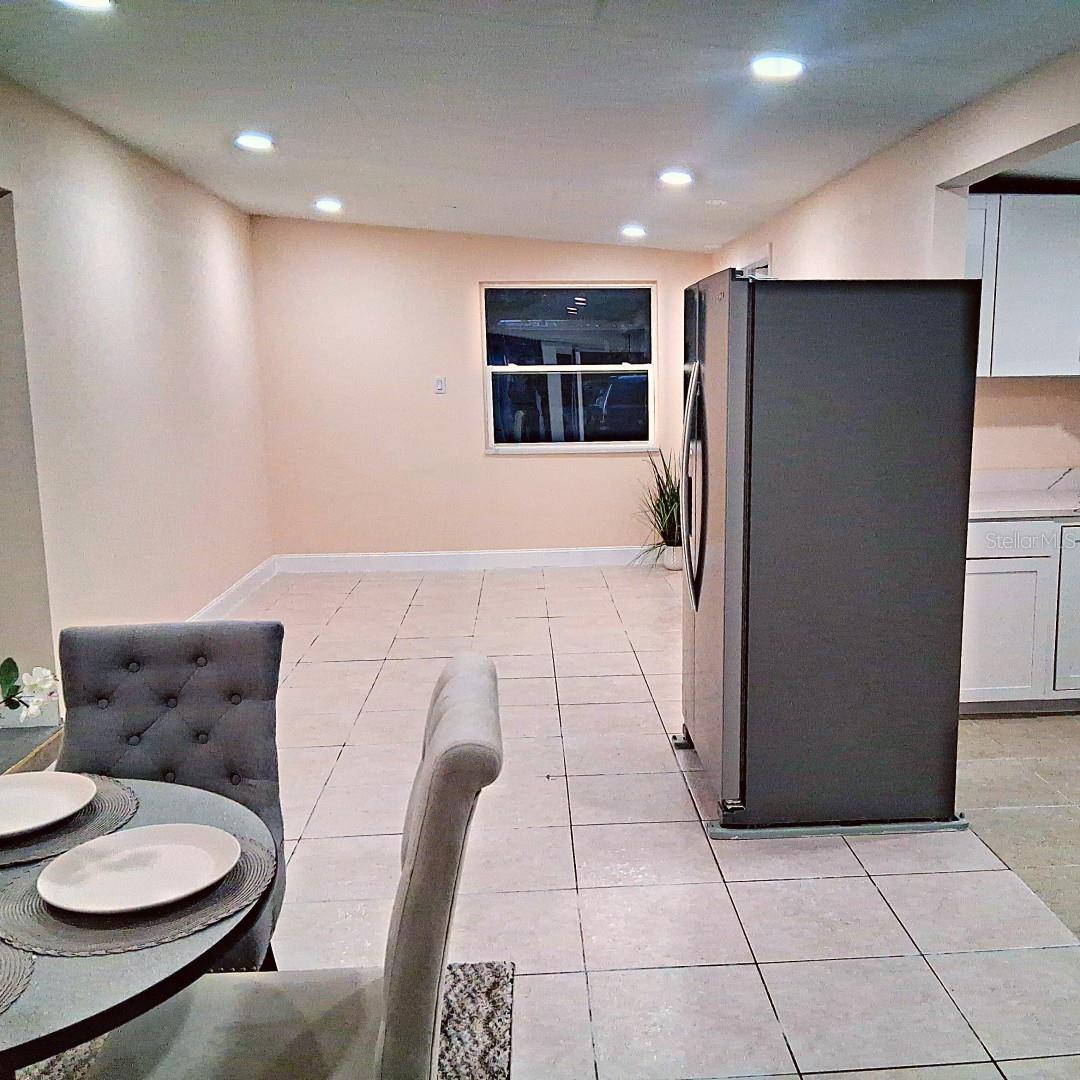 Image 10 of 17 For 441 Kentia Road