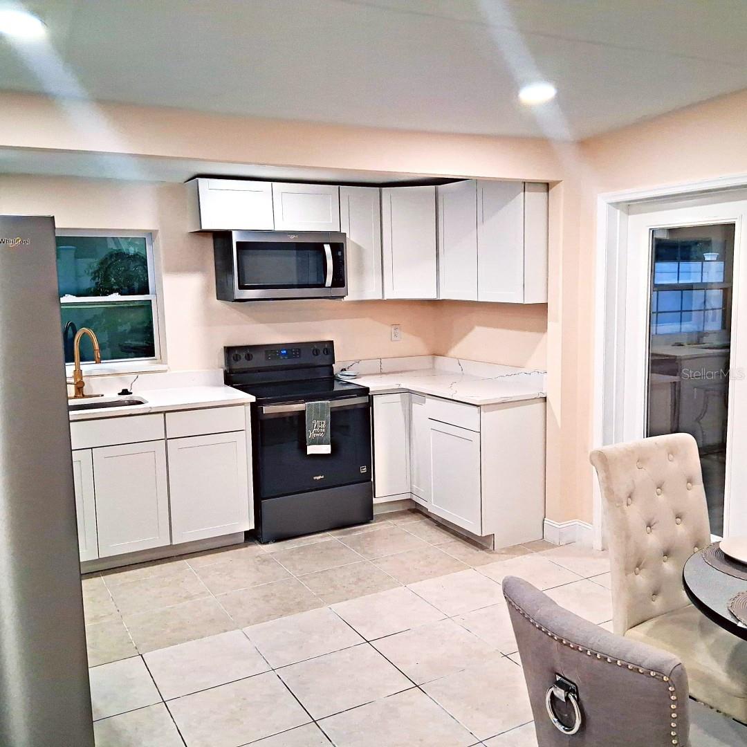 Image 9 of 17 For 441 Kentia Road