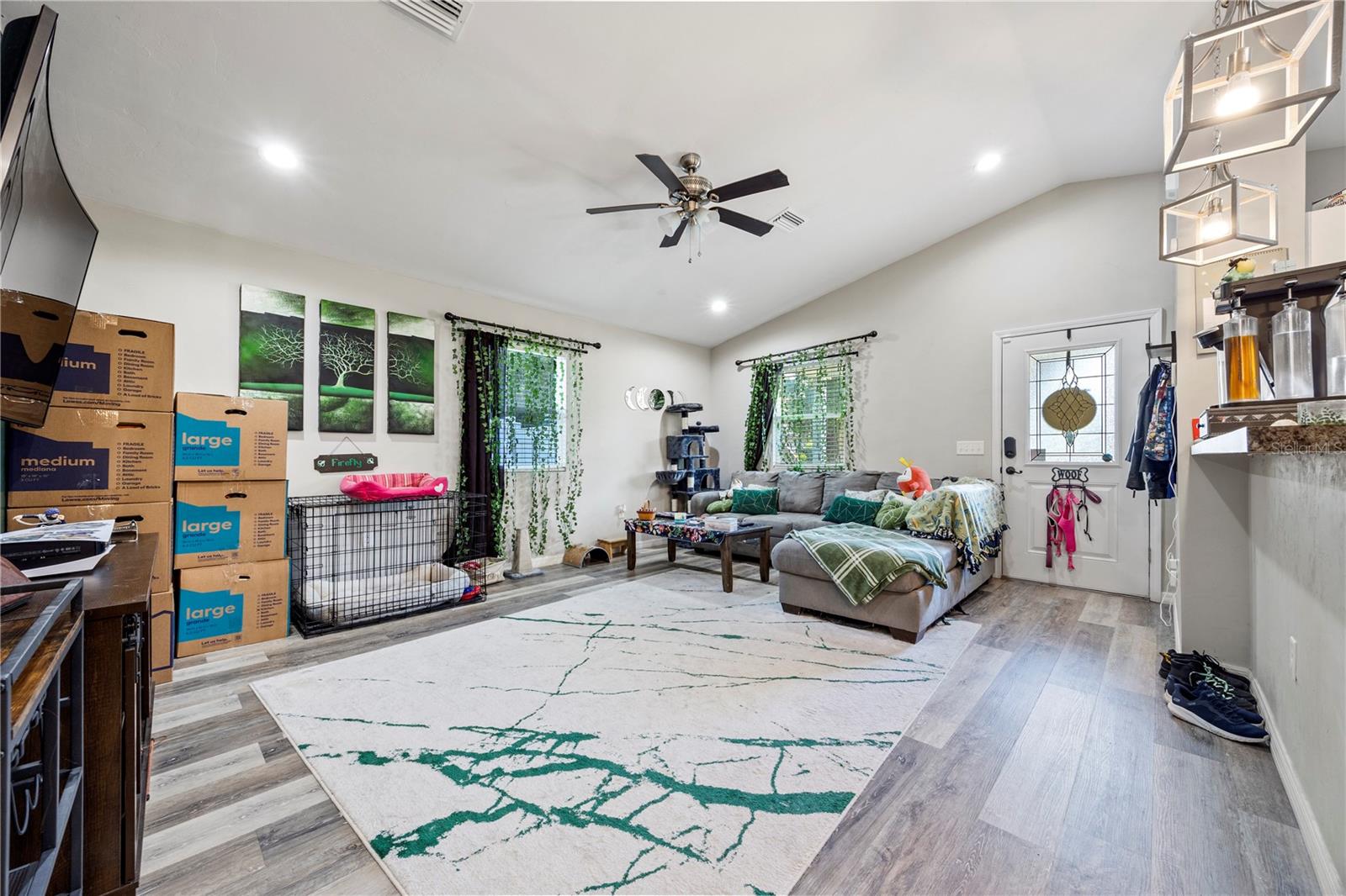 Image 5 of 29 For 14208 136th Terrace