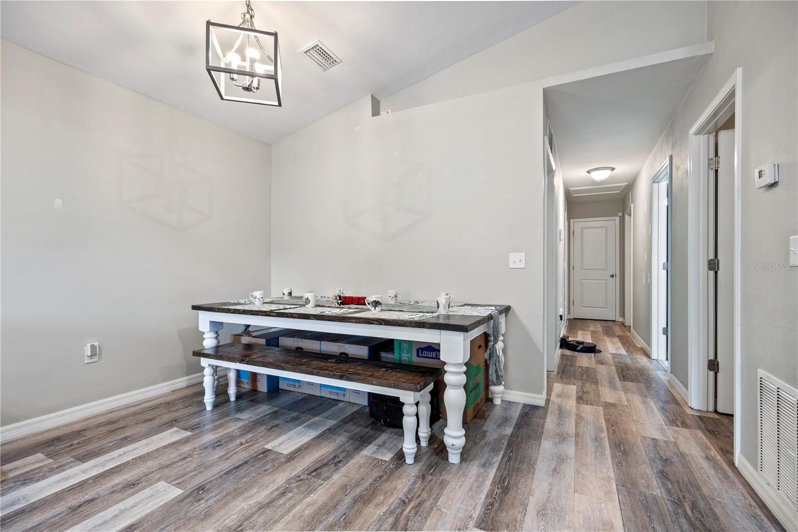 Image 6 of 29 For 14208 136th Terrace