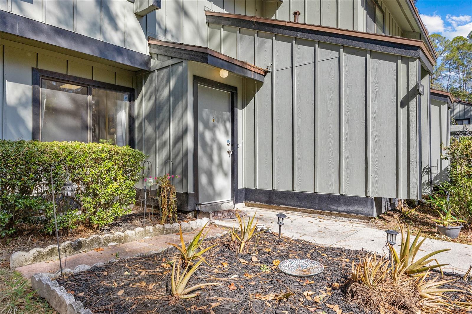 Image 20 of 25 For 2440 47th Lane