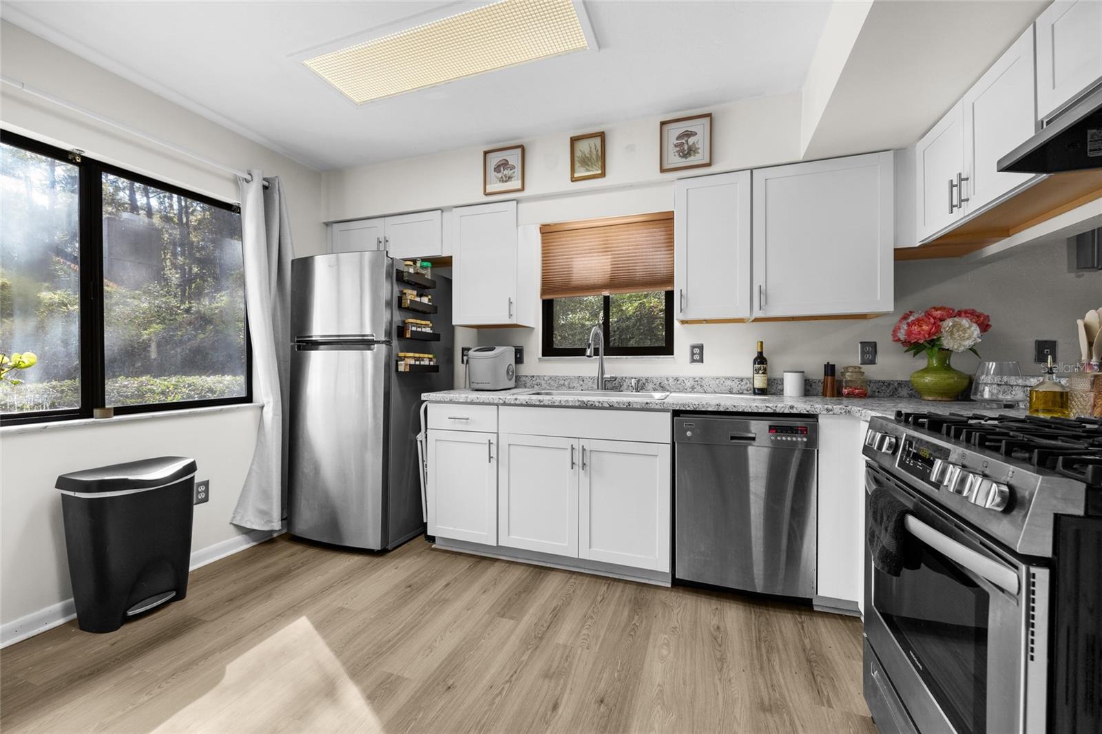 Image 3 of 25 For 2440 47th Lane