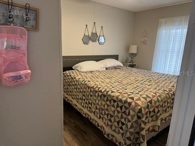 Image 23 of 37 For 503 Theresa Avenue