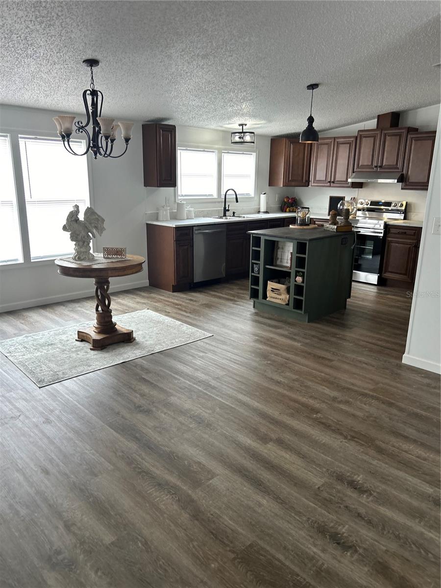 Image 10 of 59 For 19456 161st Court