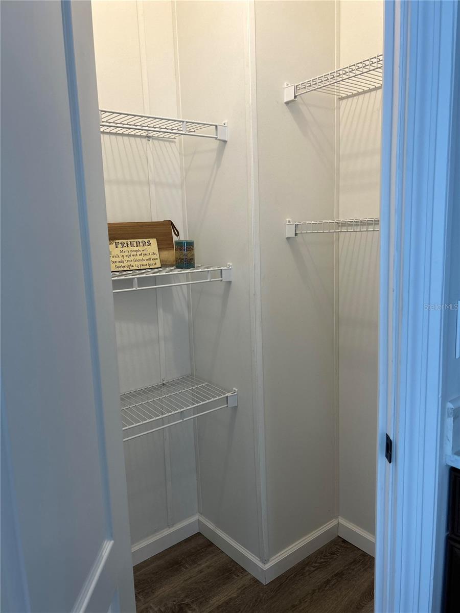 Image 18 of 59 For 19456 161st Court