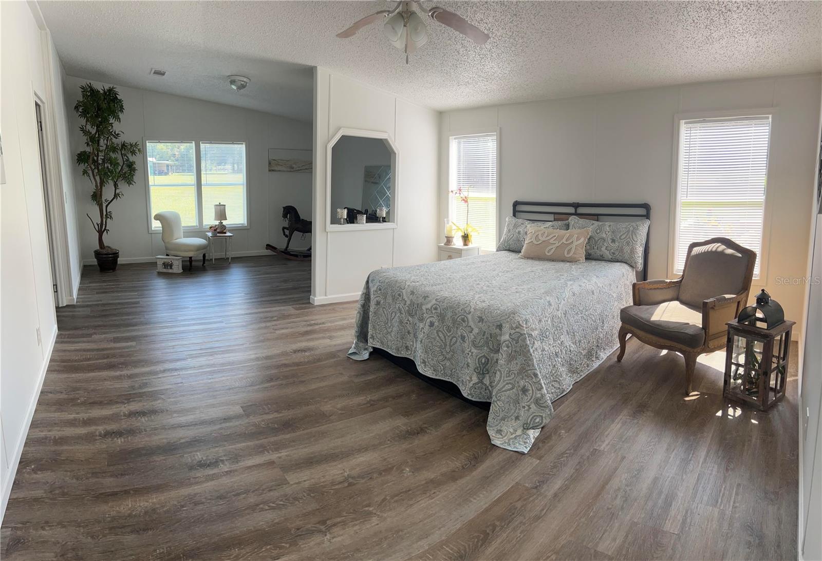 Image 20 of 59 For 19456 161st Court